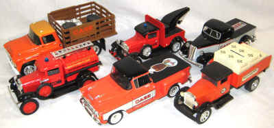 nov 21 farm toys 4 125.jpg (369965 bytes)