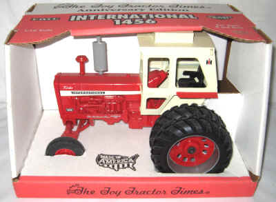 dec 3 farm toys 042.jpg (349483 bytes)