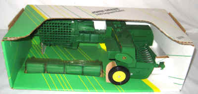 dec 3 farm toys 227.jpg (304976 bytes)