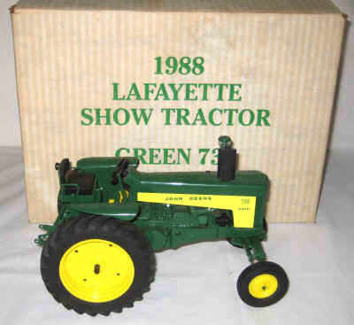 dec 3 farm toys 2 024.jpg (286353 bytes)