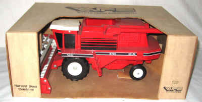 dec 3 farm toys 2 042.jpg (297580 bytes)