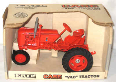 dec 3 farm toys 2 064.jpg (341983 bytes)