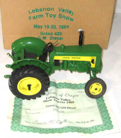 dec 3 farm toys 2 068.jpg (296829 bytes)