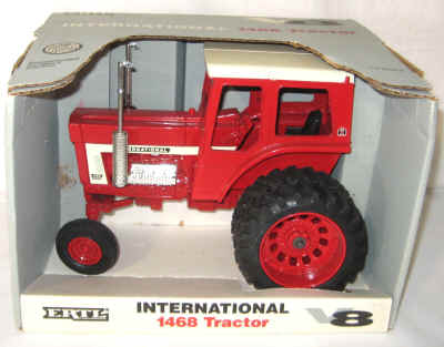 dec 3 farm toys 2 073.jpg (265550 bytes)