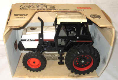 dec 3 farm toys 326.jpg (342252 bytes)