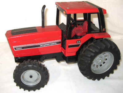 dec 3 farm toys 348.jpg (319279 bytes)