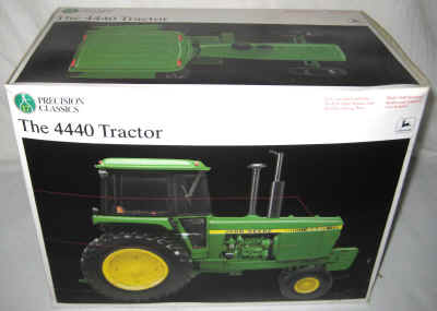 dec 3 farm toys 385.jpg (352113 bytes)