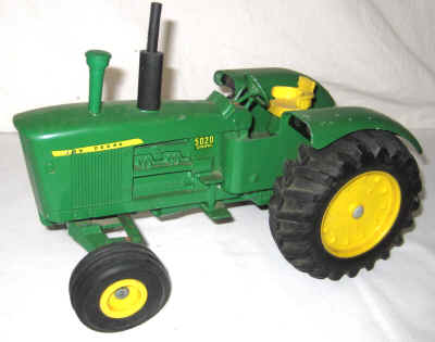 dec 3 farm toys 441.jpg (312185 bytes)