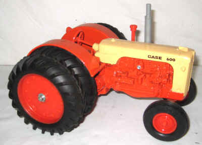 dec 3 farm toys 473.jpg (272940 bytes)