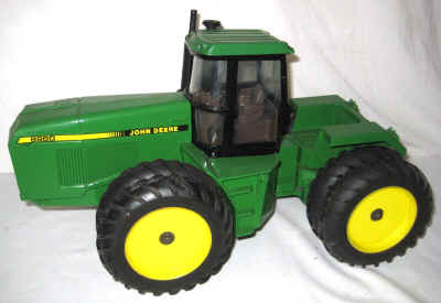 dec 3 farm toys 476.jpg (367115 bytes)