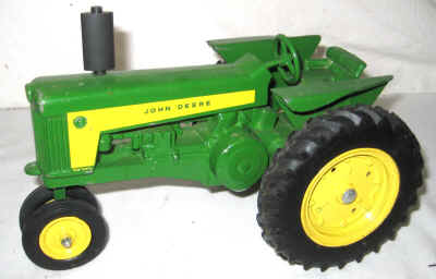 dec 3 farm toys 481.jpg (293922 bytes)