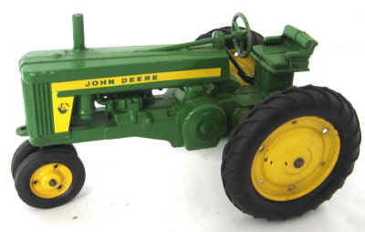 dec 3 farm toys 493.jpg (248795 bytes)