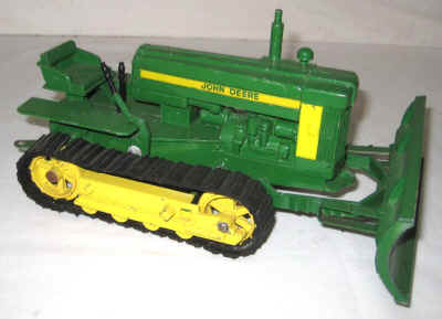 dec 3 farm toys 534.jpg (327192 bytes)