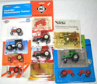 Britains 132 David Brown Replica 1412 Tractor Collectable Farm Toy